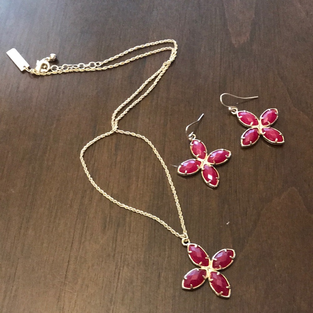 Kendra Scott Earrings and Necklace set